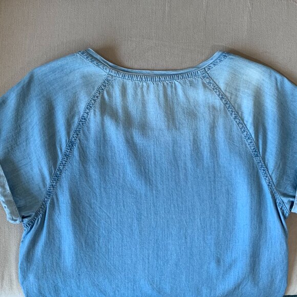 Anthropologie Cloth & Stone Chambray T Shirt Coastal Cowgirl Boho Chic Farmer - Picture 5 of 10